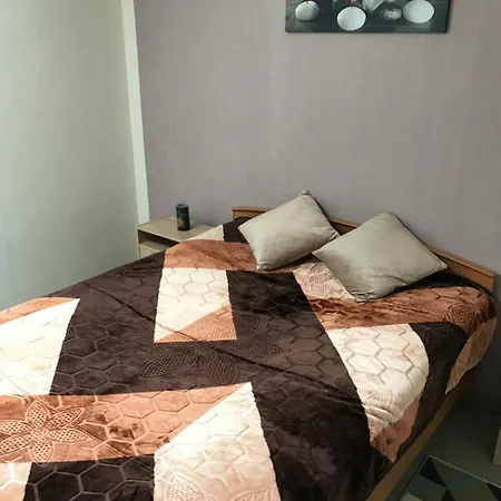 Studio -appartement Neuf *